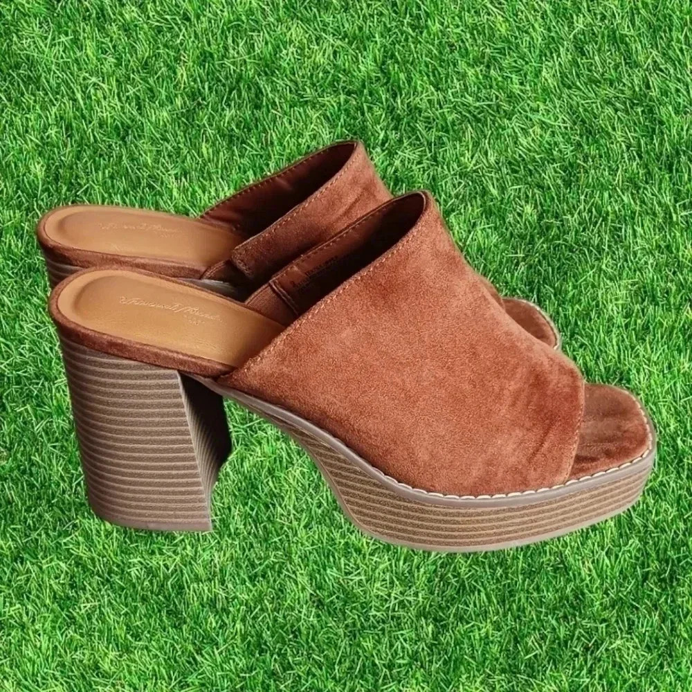 Universal Thread Platform Heels Mules Slip On Siz… - image 5